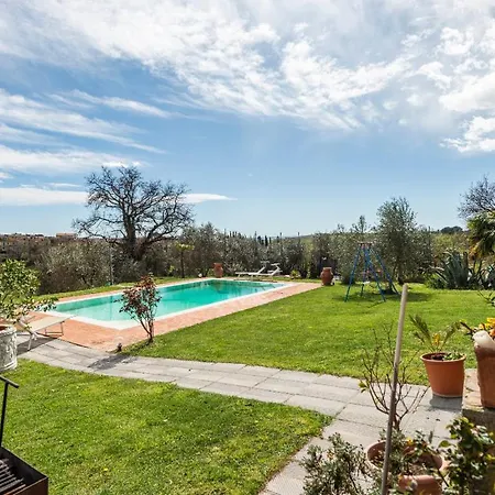 Holiday home Incantevole Con Piscina *