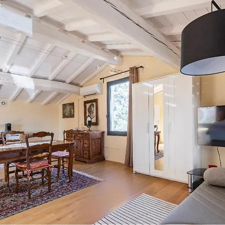 Holiday home Incantevole Con Piscina *