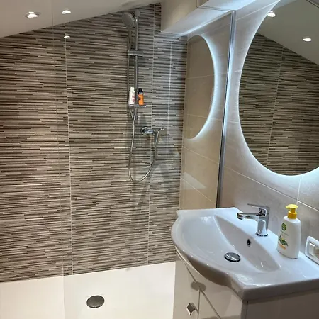 Holiday home Incantevole Con Piscina