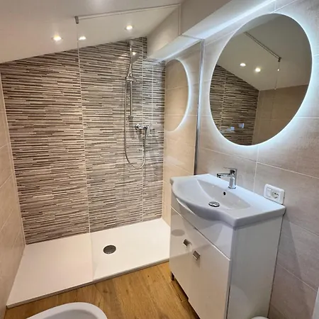 Incantevole Con Piscina Hébergement de vacances *
