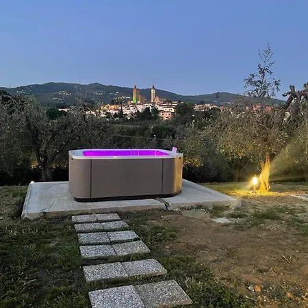 Holiday home Incantevole Con Piscina Vinci