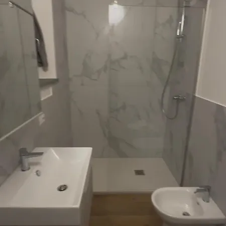 Hébergement de vacances Incantevole Con Piscina
