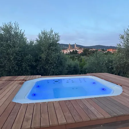 Incantevole Con Piscina Vinci